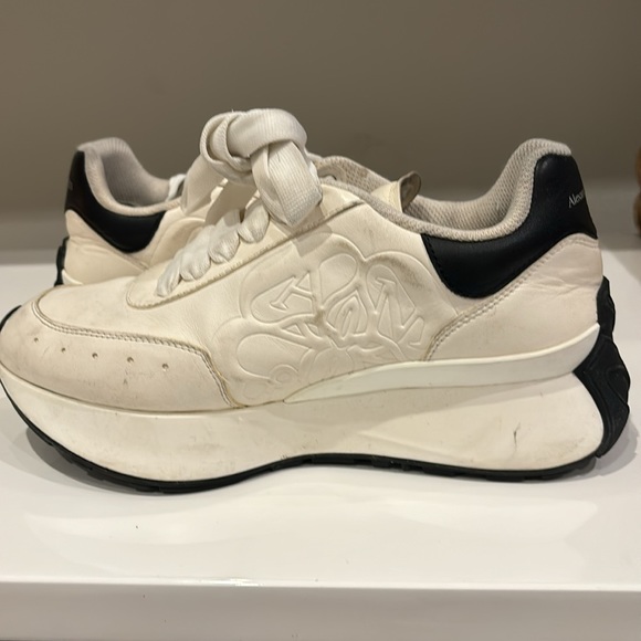 Alexander McQueen sprint runner trainers - Picture 12 of 13